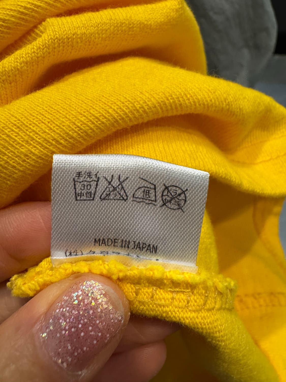 AMI PARIS 하트 로고 옐로우 반팔 티셔츠 상품이미지10