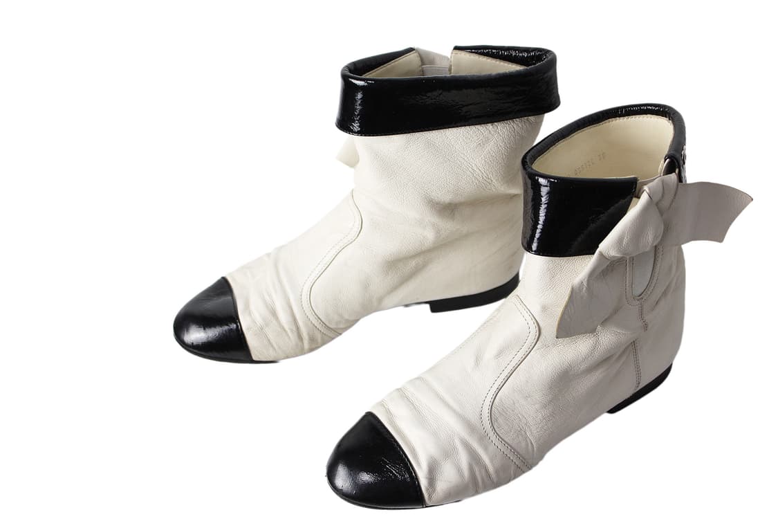 ✨ Chanel Vintage Two-Tone Ankle Boots ✨ 상품이미지2