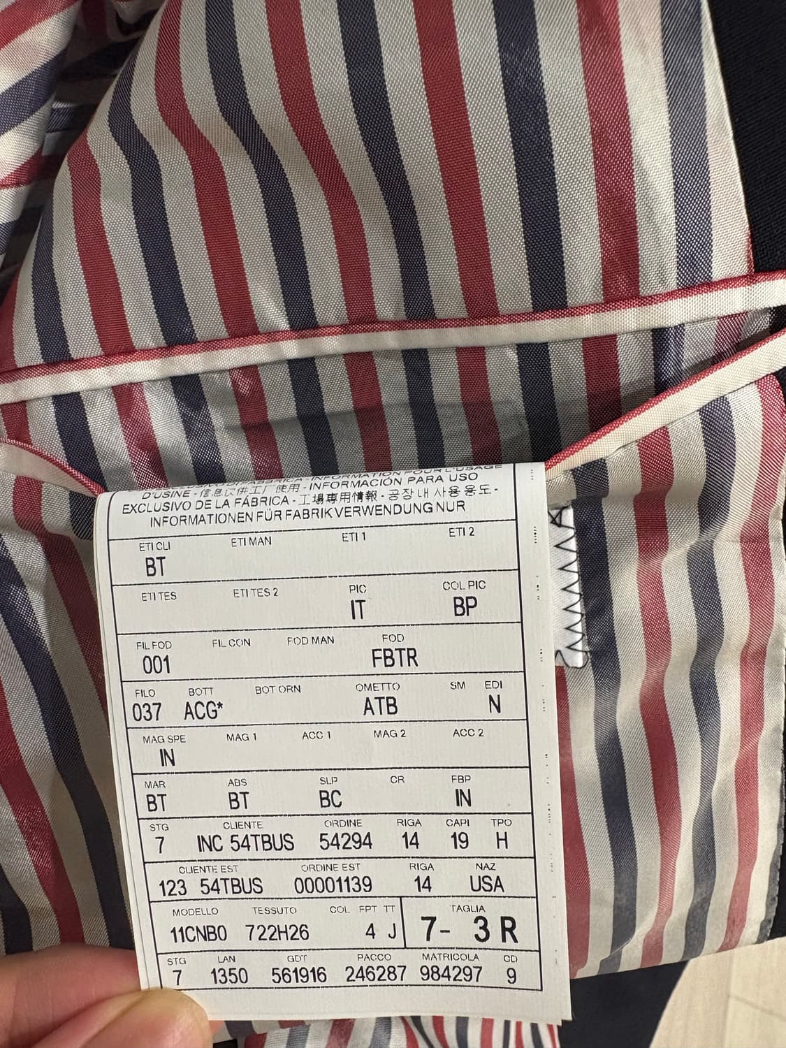 톰브라운 사선 블레이저 상품이미지4