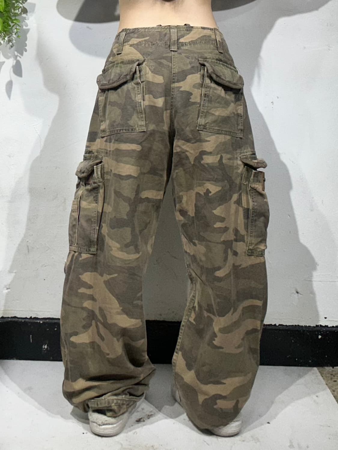 아베크롬비 베이지 밀리터리 카모 빅 포켓 와이드 카고 팬츠 L 상품이미지3