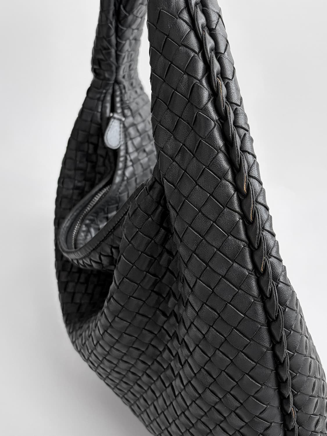 보테가베네타 인트레치아토 호보백 라지 판매합니다. 상품이미지3