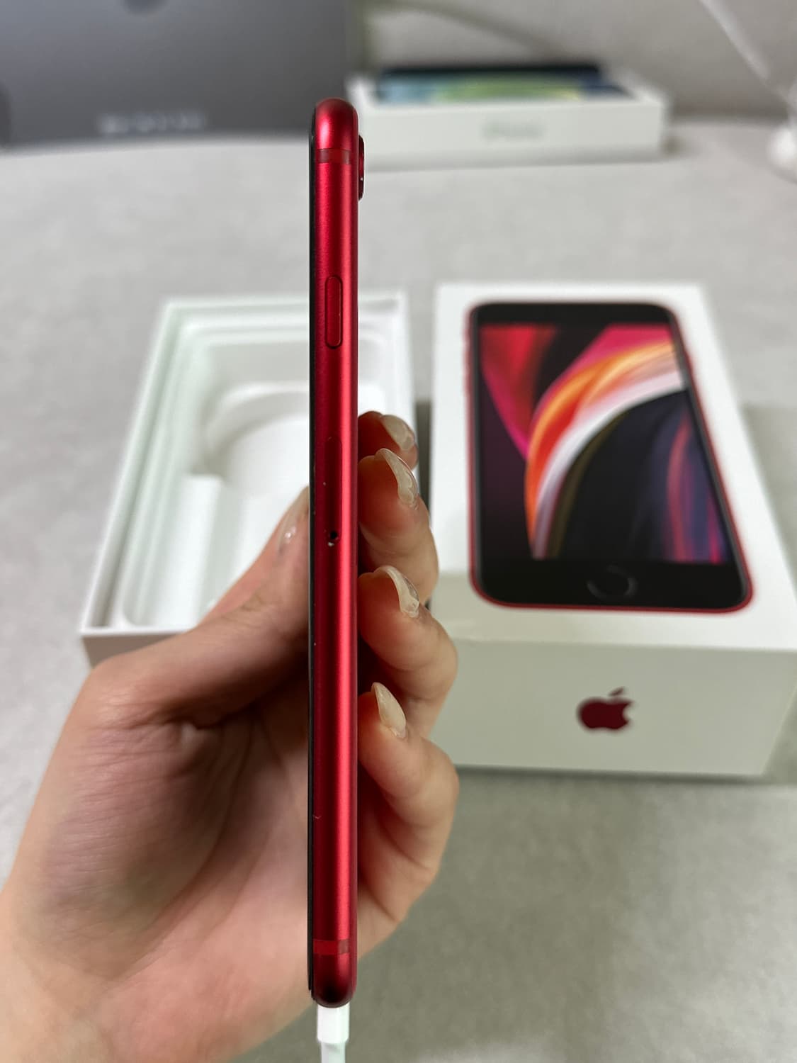 아이폰 se RED레드 128GB 상품이미지5