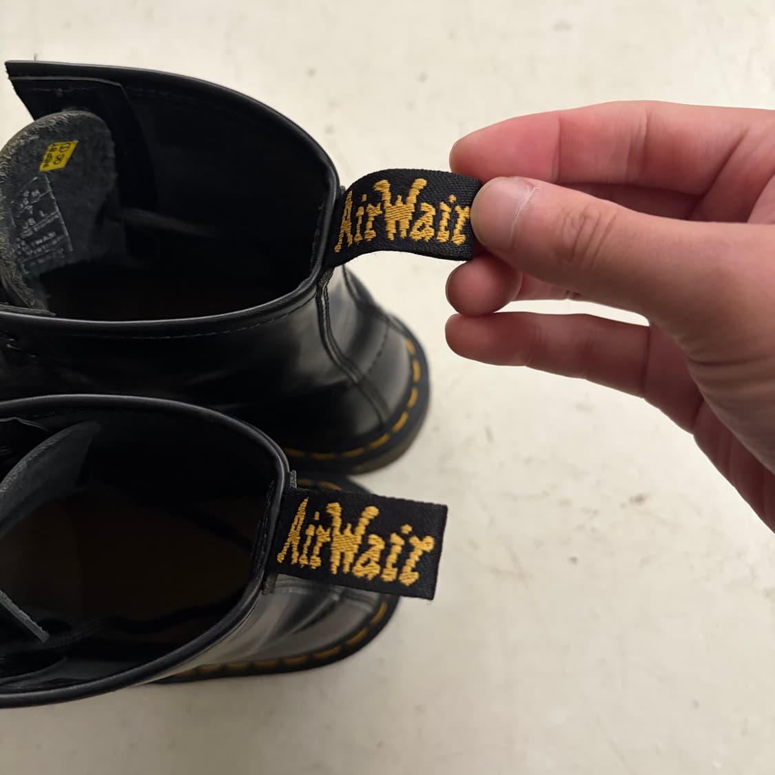 닥터마틴 10072 8홀 빈티지 부츠 UK5 상품이미지6