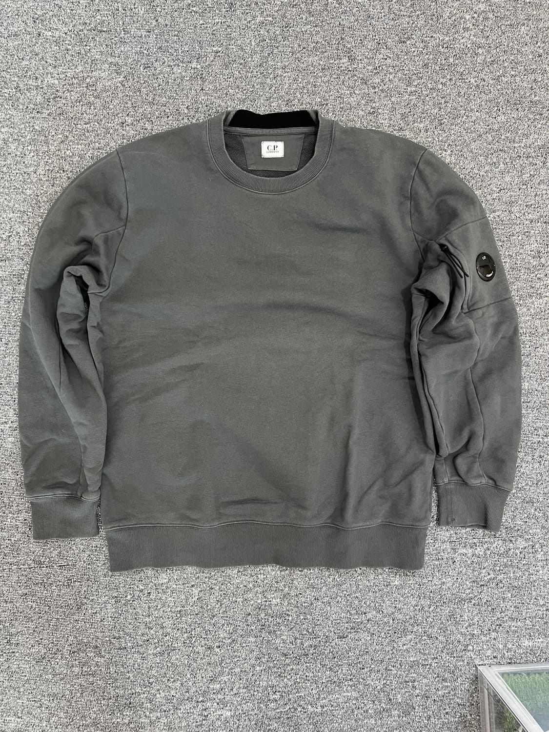 C.P 컴퍼니 크루넥 사이즈 상품이미지1