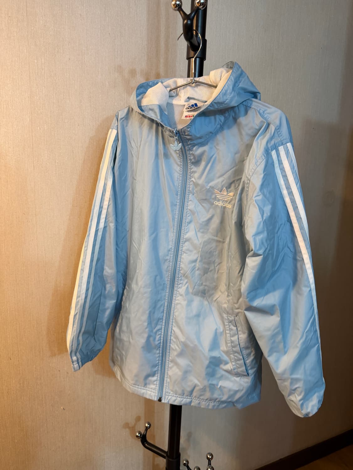 아디다스 대장급 스카이블루 윈드브레이커 상품이미지3