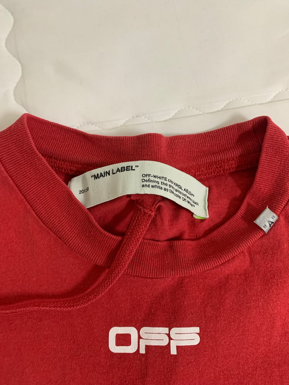 오프화이트 반팔티 상품이미지2