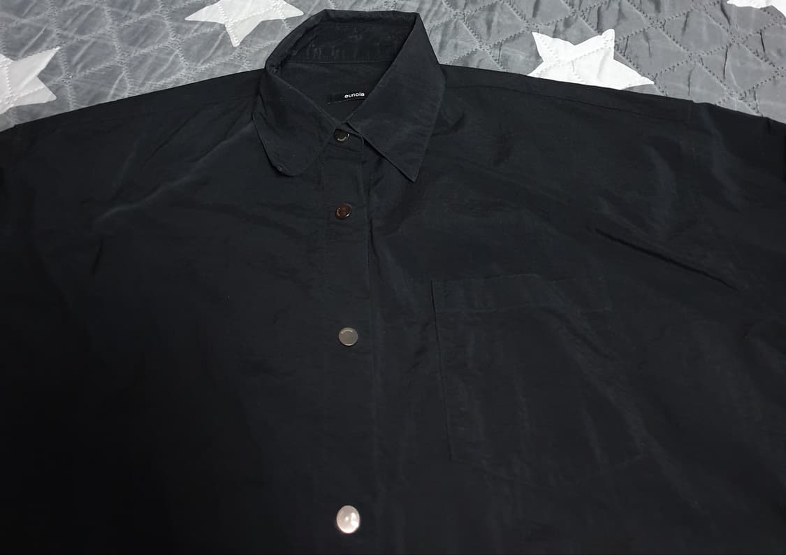 EUNOIA 유노이아 오버핏 나일론100% 긴팔셔츠 블랙 (F) 상품이미지2