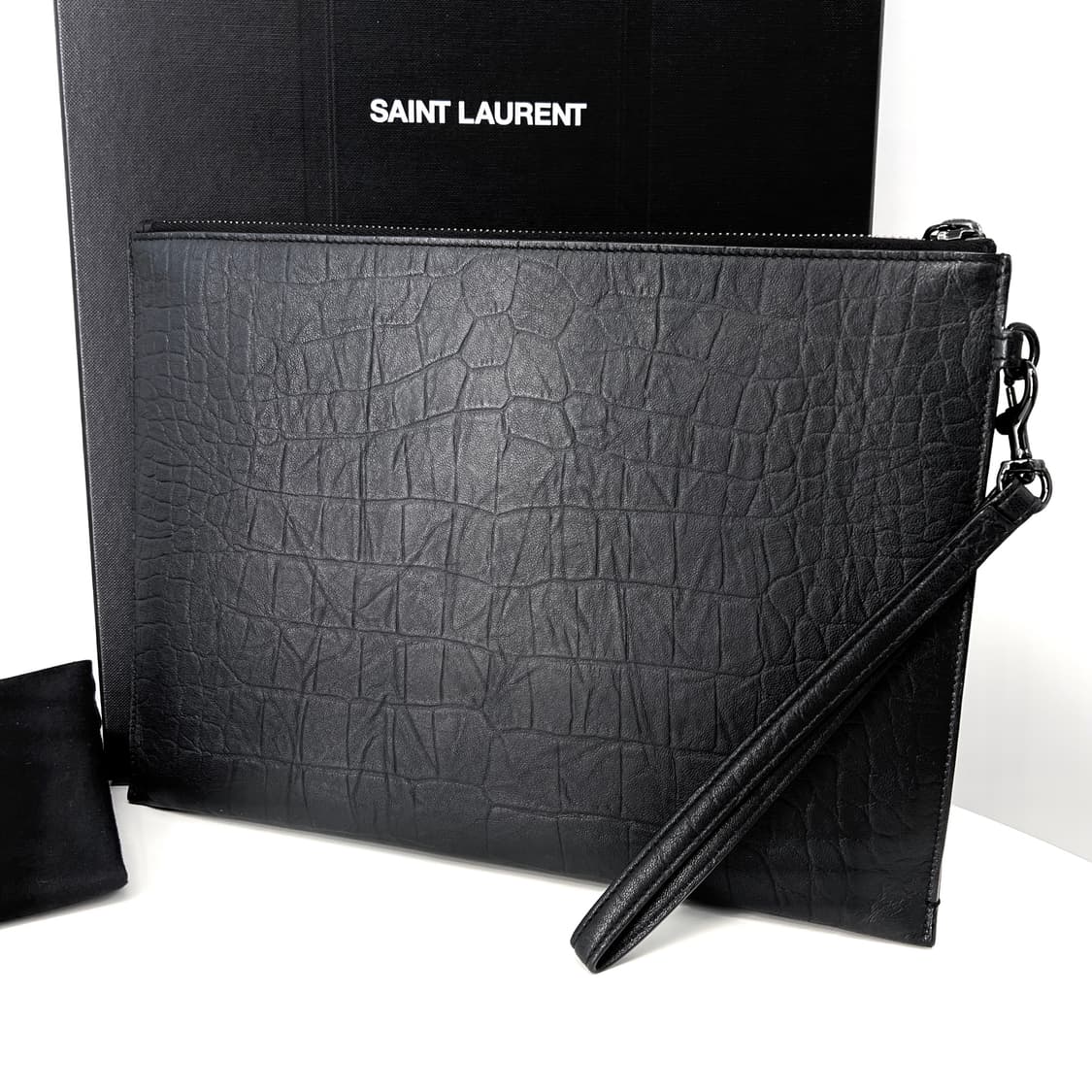생로랑 모노그램 레더 클러치백 블랙 (667686) 상품이미지4