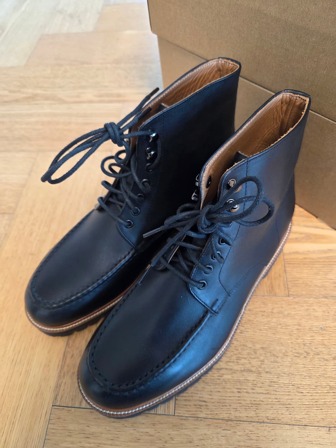 (미착용) 컬러콜라 카프스킨 블랙 부츠 260사이즈 상품이미지2