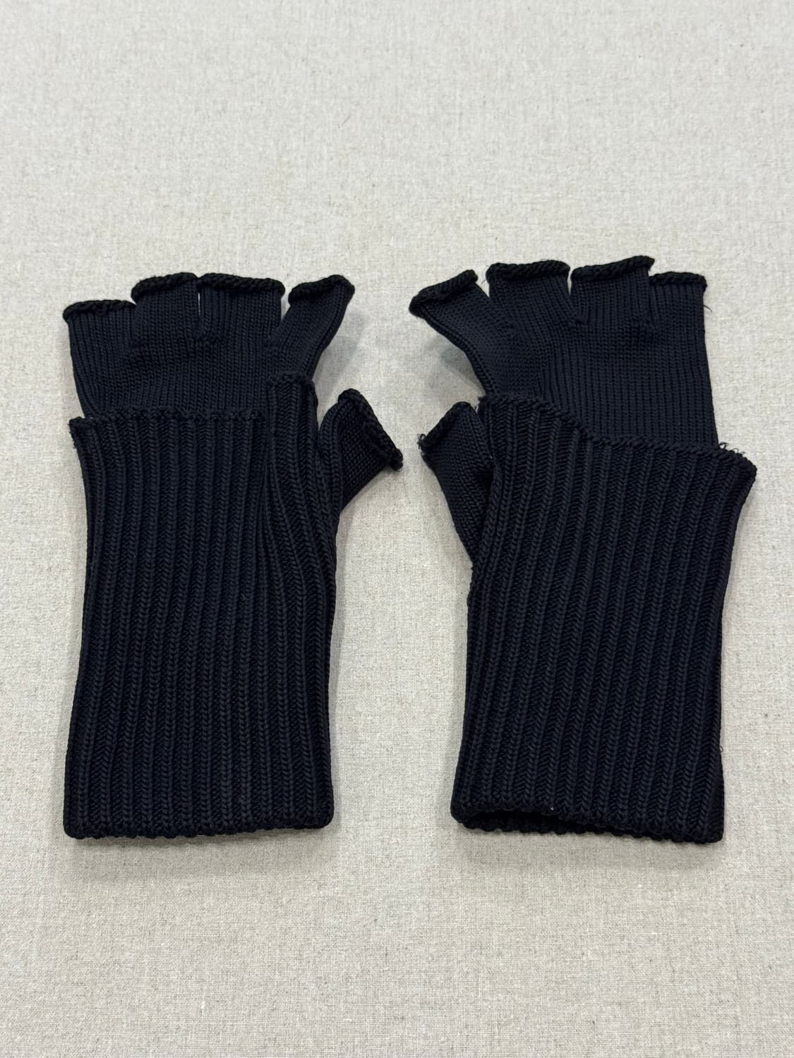 솔로이스트 18aw 핑거리스 글러브 상품이미지1