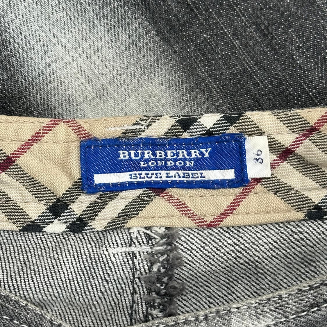 버버리 부츠컷 워싱진 데님팬츠 상품이미지7