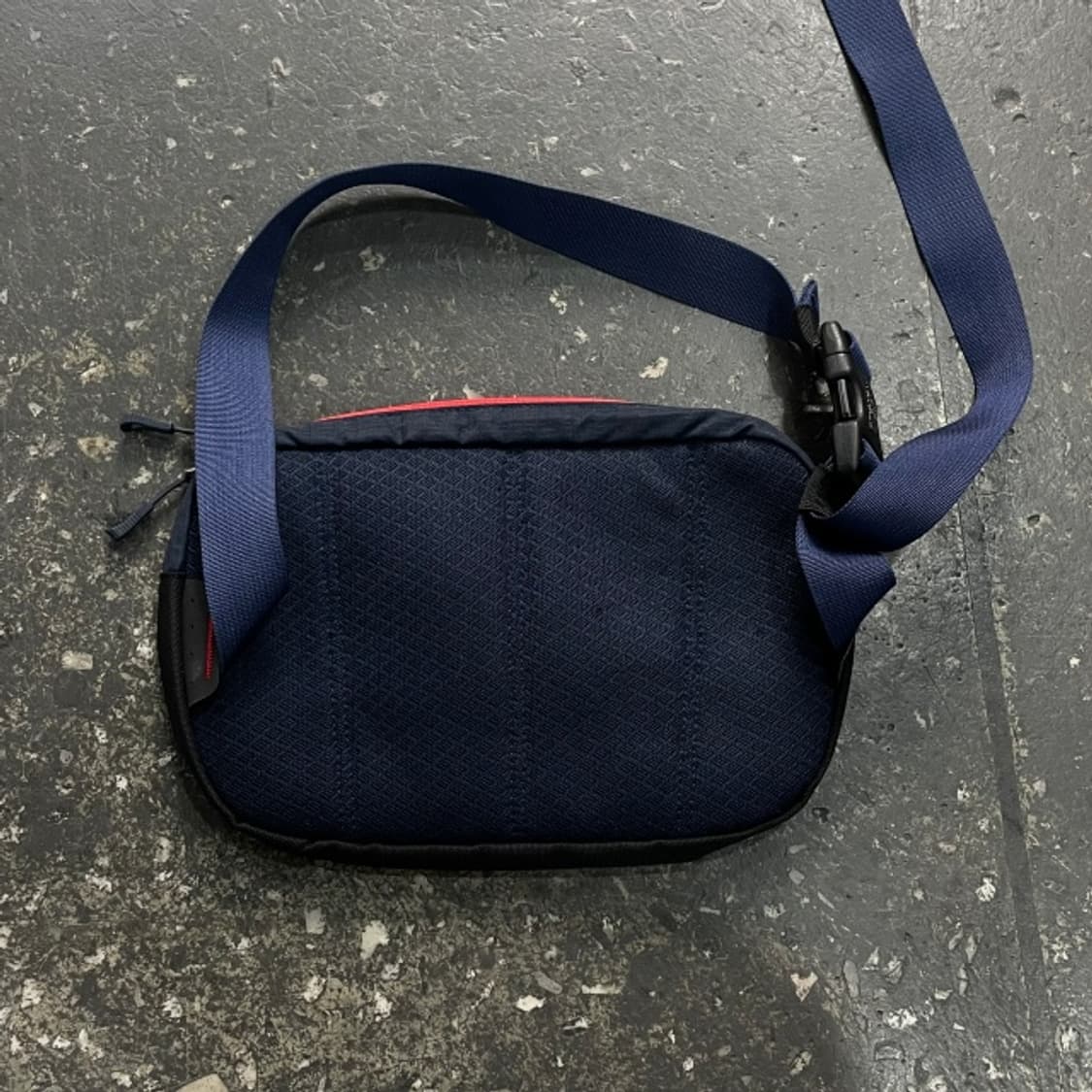 노스페이스 크로스백 상품이미지3