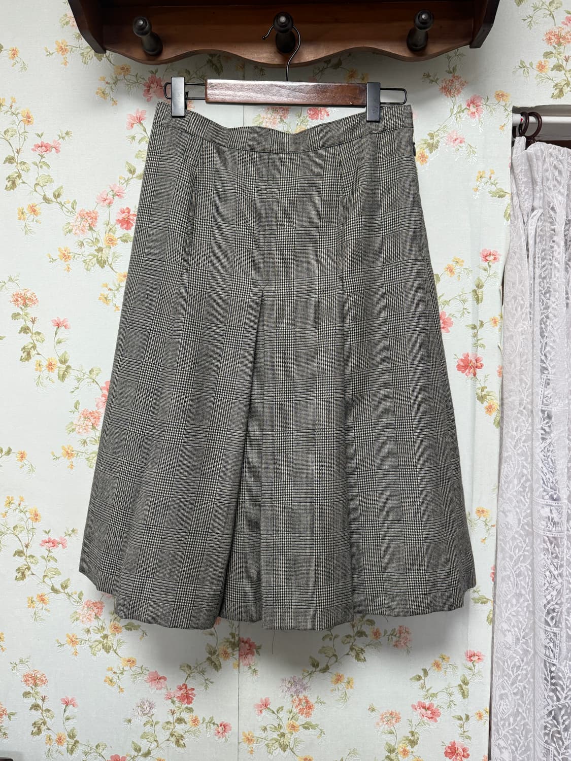 버버리 미디 플리츠 스커트 상품이미지2