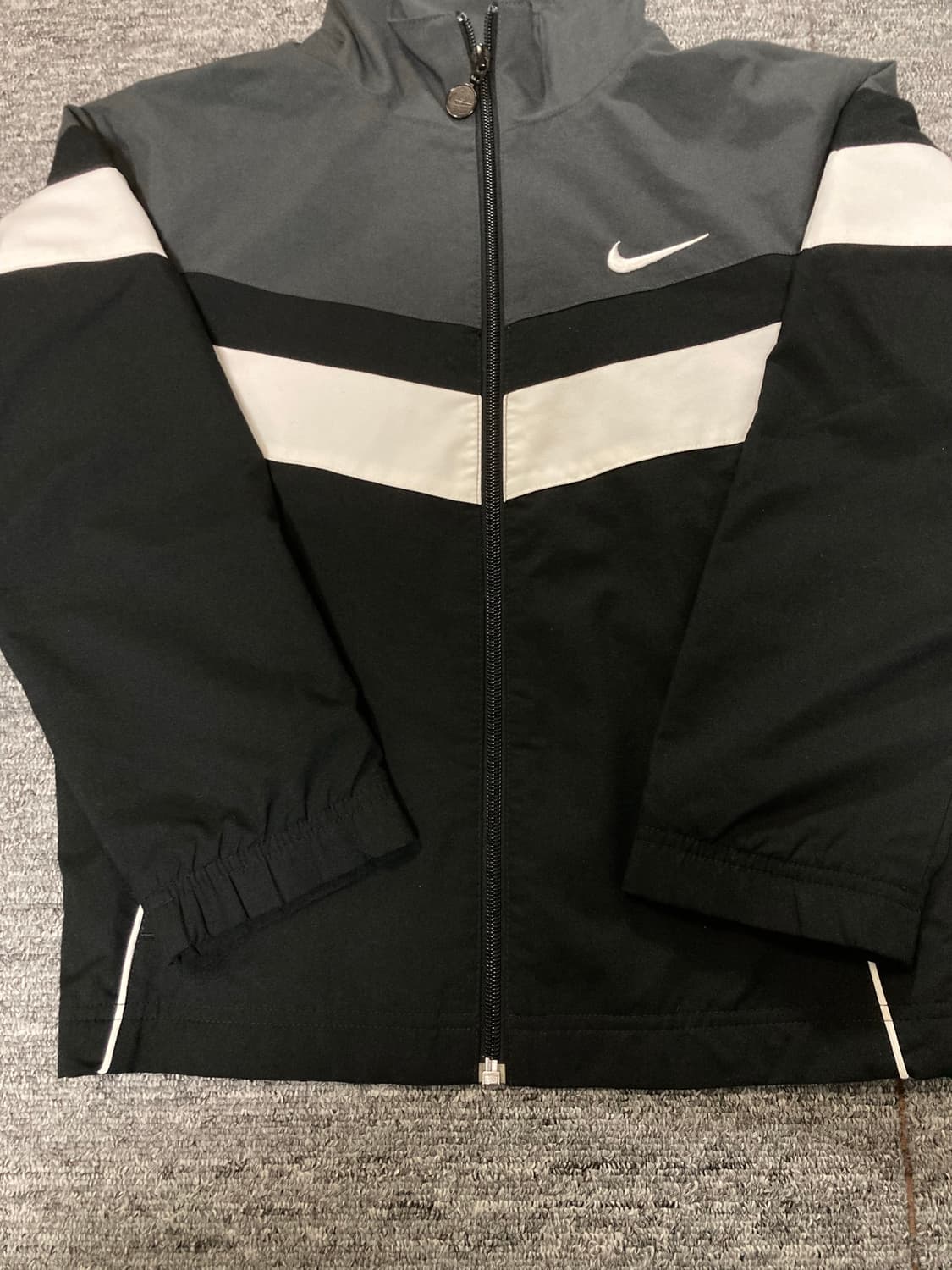 나이키 우먼스 윈드러너 루즈 우븐 풀집 바람막이 자켓 S 상품이미지3