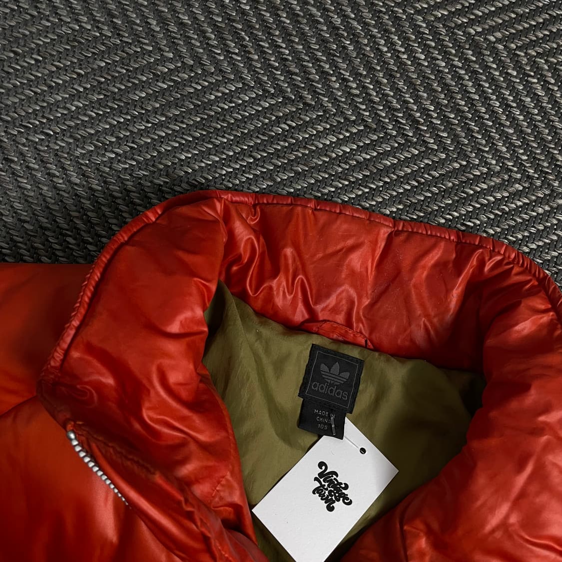 00s 아디다스 트레포일 올드스쿨 유광 패딩 오렌지 o 4000 상품이미지6