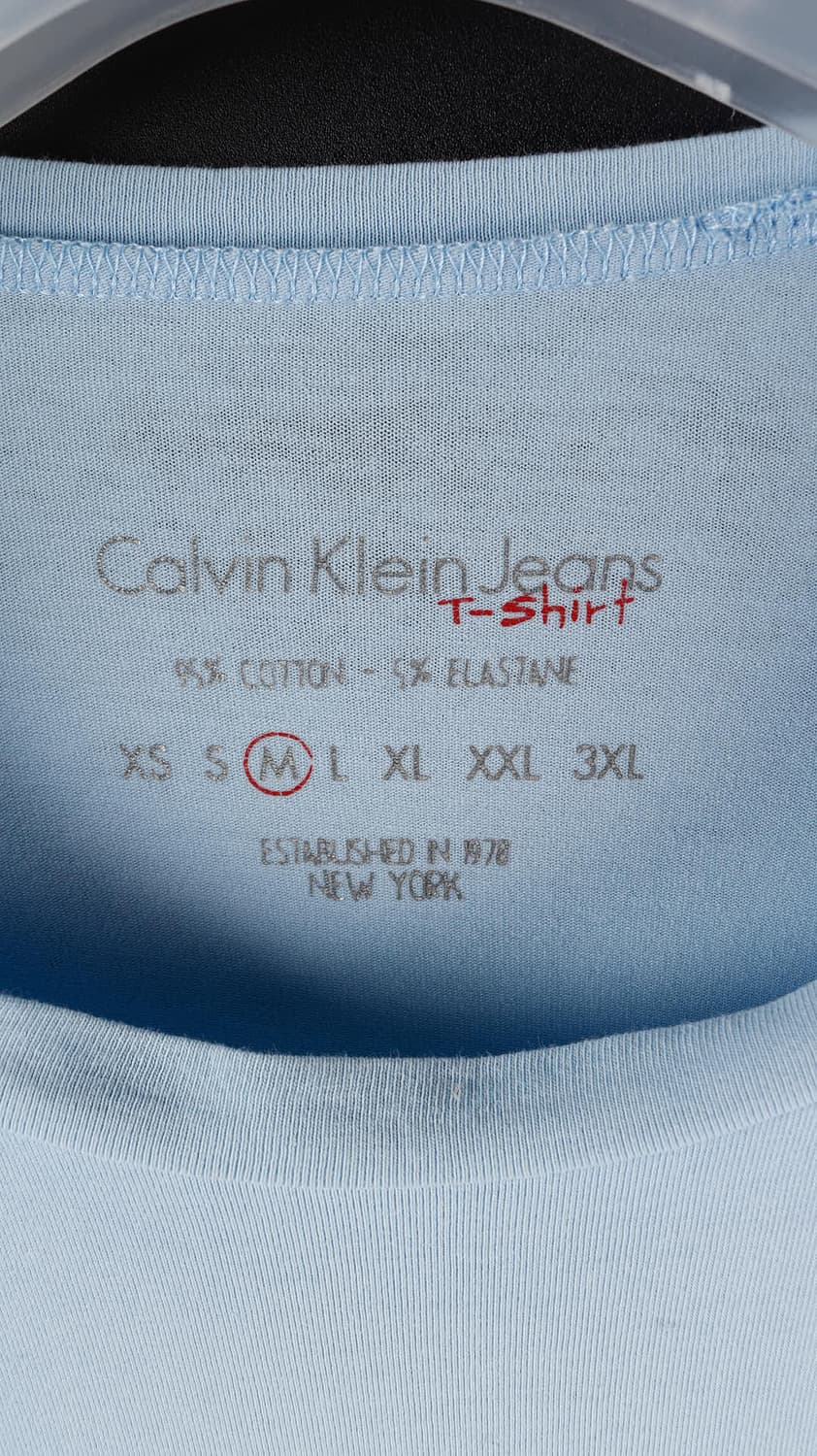 CK 하늘색 반팔티 상품이미지4