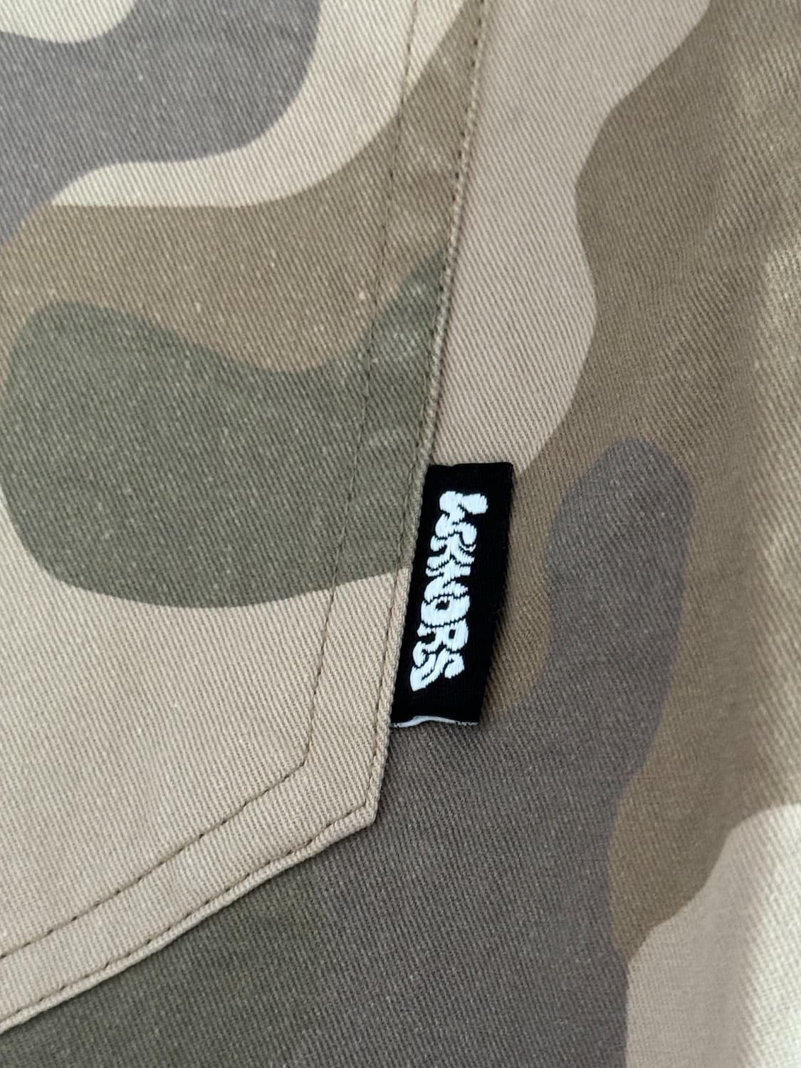 위캔더스 카모 셔츠 상품이미지3