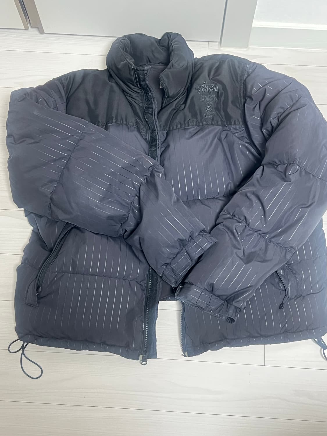 스투시 패딩 M 상품이미지1