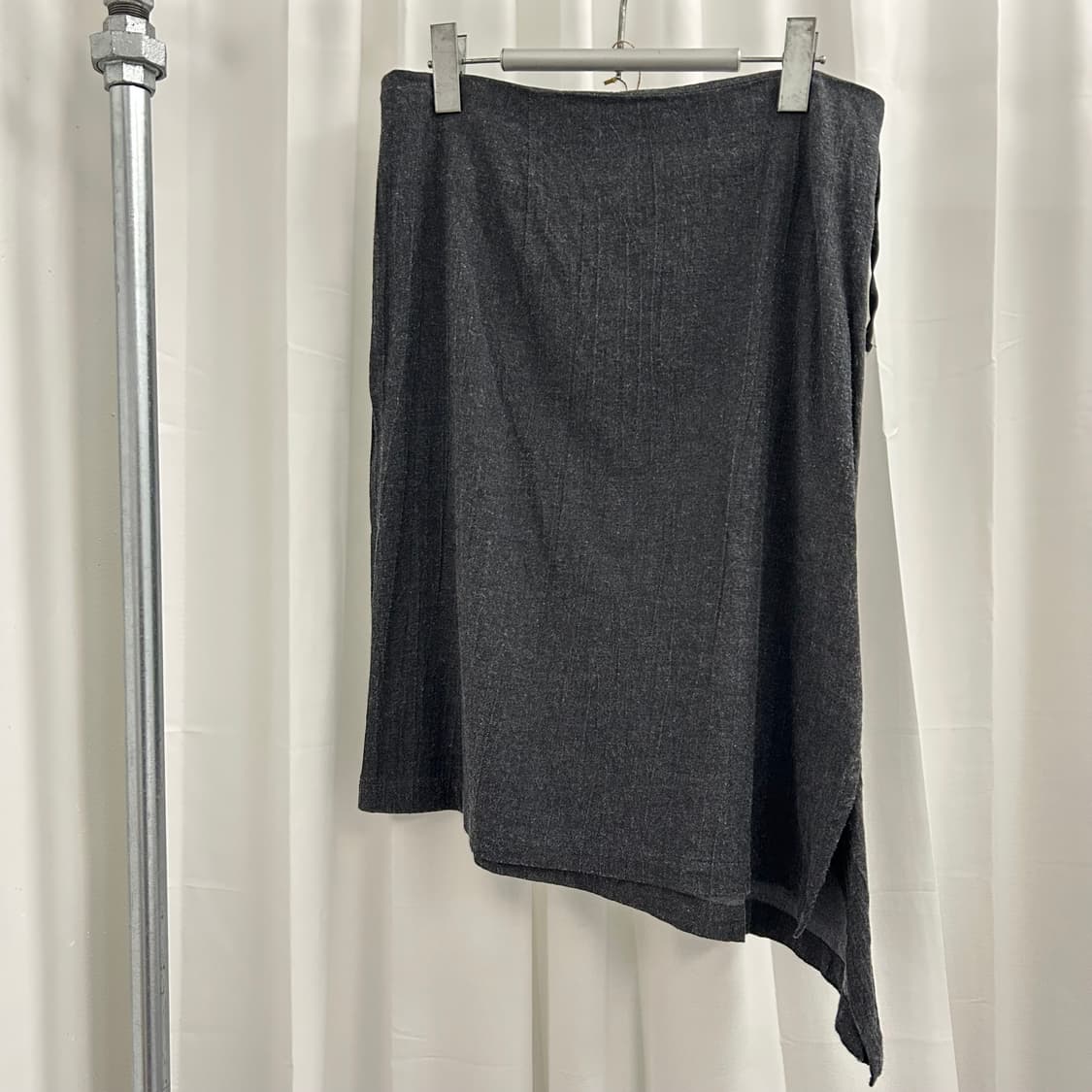 요지 야마모토 NOIR 비대칭 스커트 상품이미지5