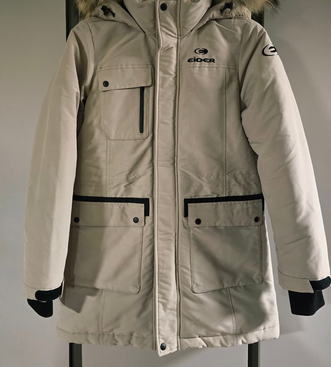 아이더 여성 스텔라 오리털 패딩점퍼.
싸이즈 XS 상품이미지1