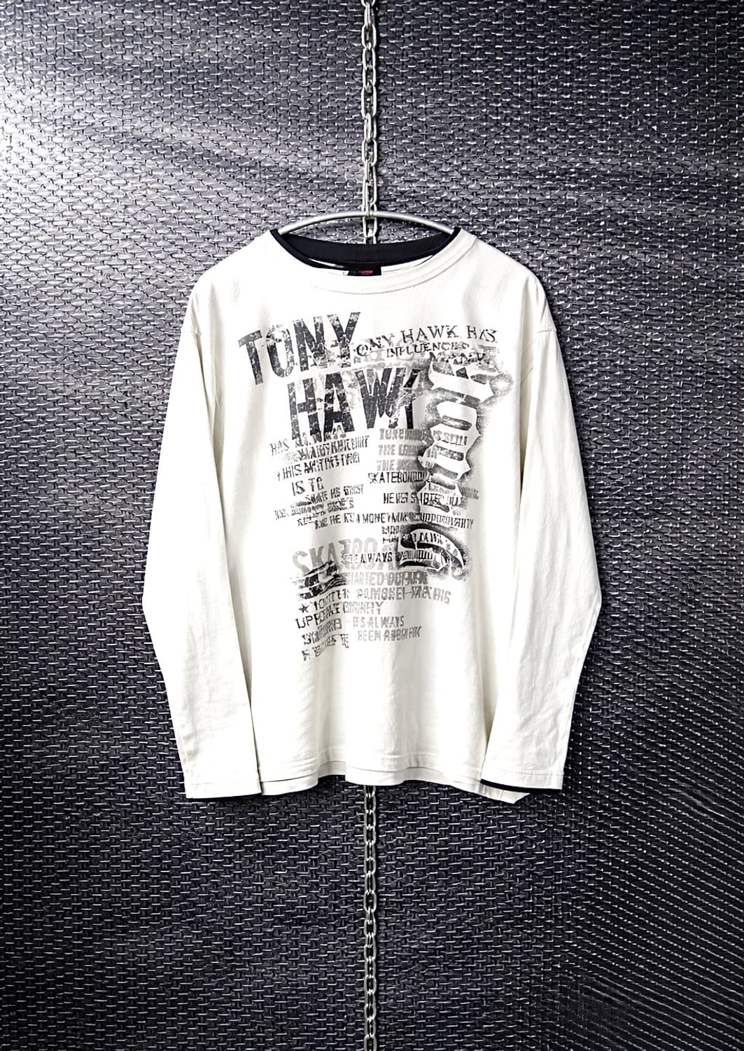 Tony Hawk 레터링 맨투맨 상품이미지1