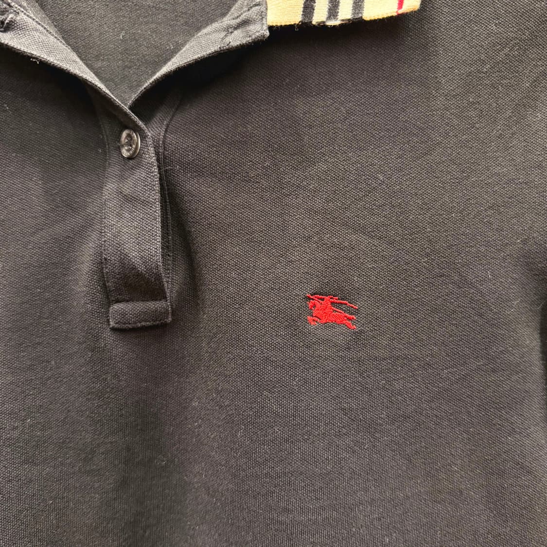 버버리 런던 반팔 크롭 PK 카라티 노바체크 디테일 블랙 상품이미지6