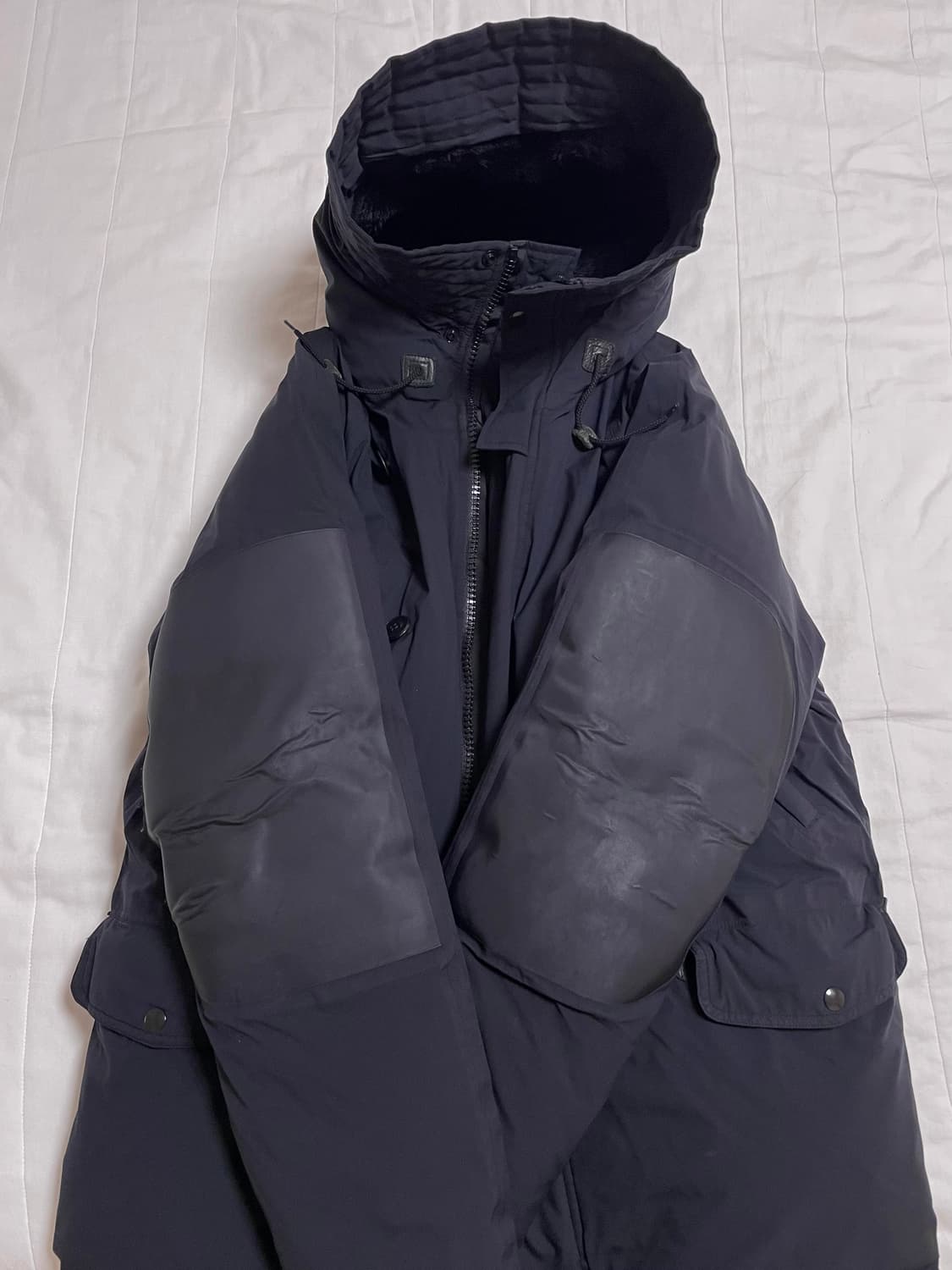 비즈빔 고어텍스 발데즈 다운 봄버 L 네이버후드 더블탭스 상품이미지7