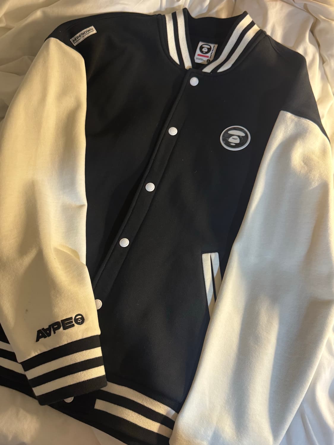 에이프 바시티 상품이미지1