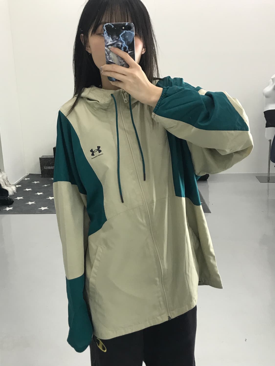 언더아머 베이지 바람막이더 상품이미지2