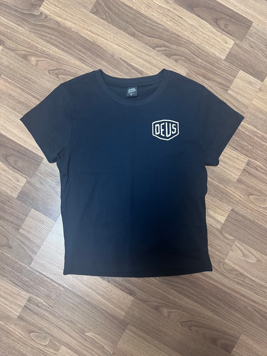 데우스 엑스 마키나 W. 서울 컬리지 어드레스 크롭티 블랙 M 상품이미지2