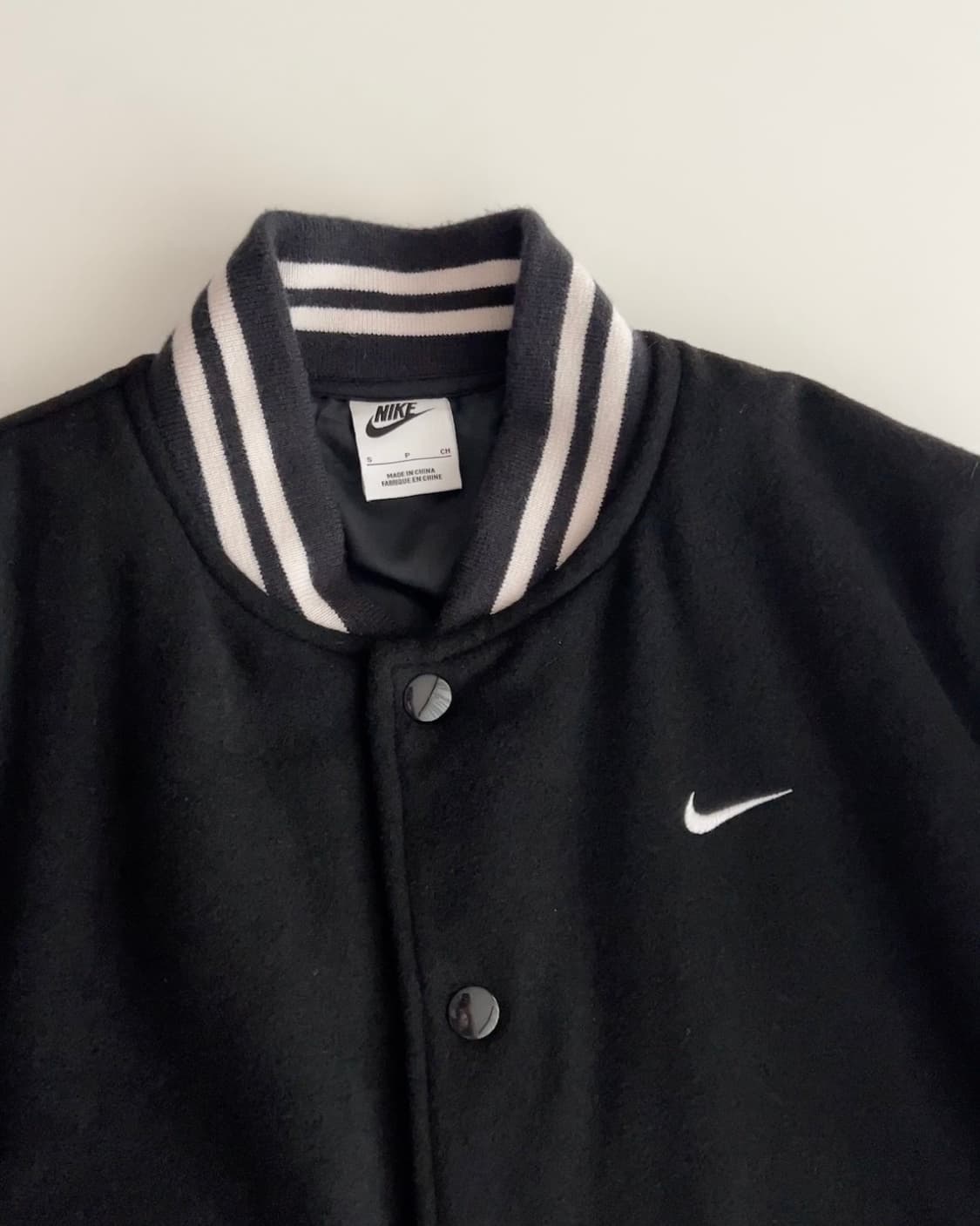 나이키 NSW 어센틱 바시티 울 자켓 S 상품이미지5