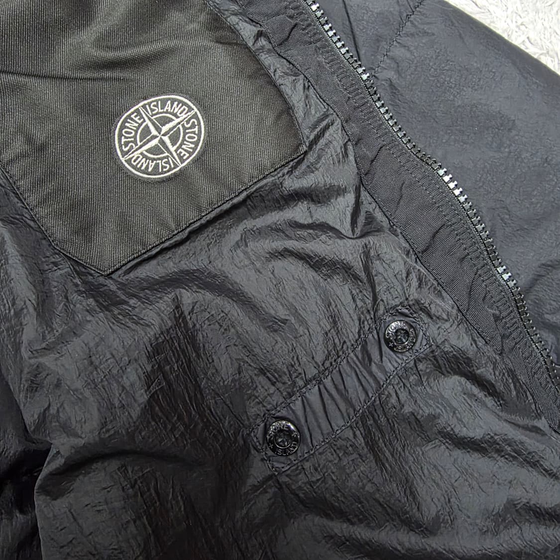 {클로젯}[M]스톤아일랜드 크링클랩스 숏 다운 패딩 자켓 상품이미지5