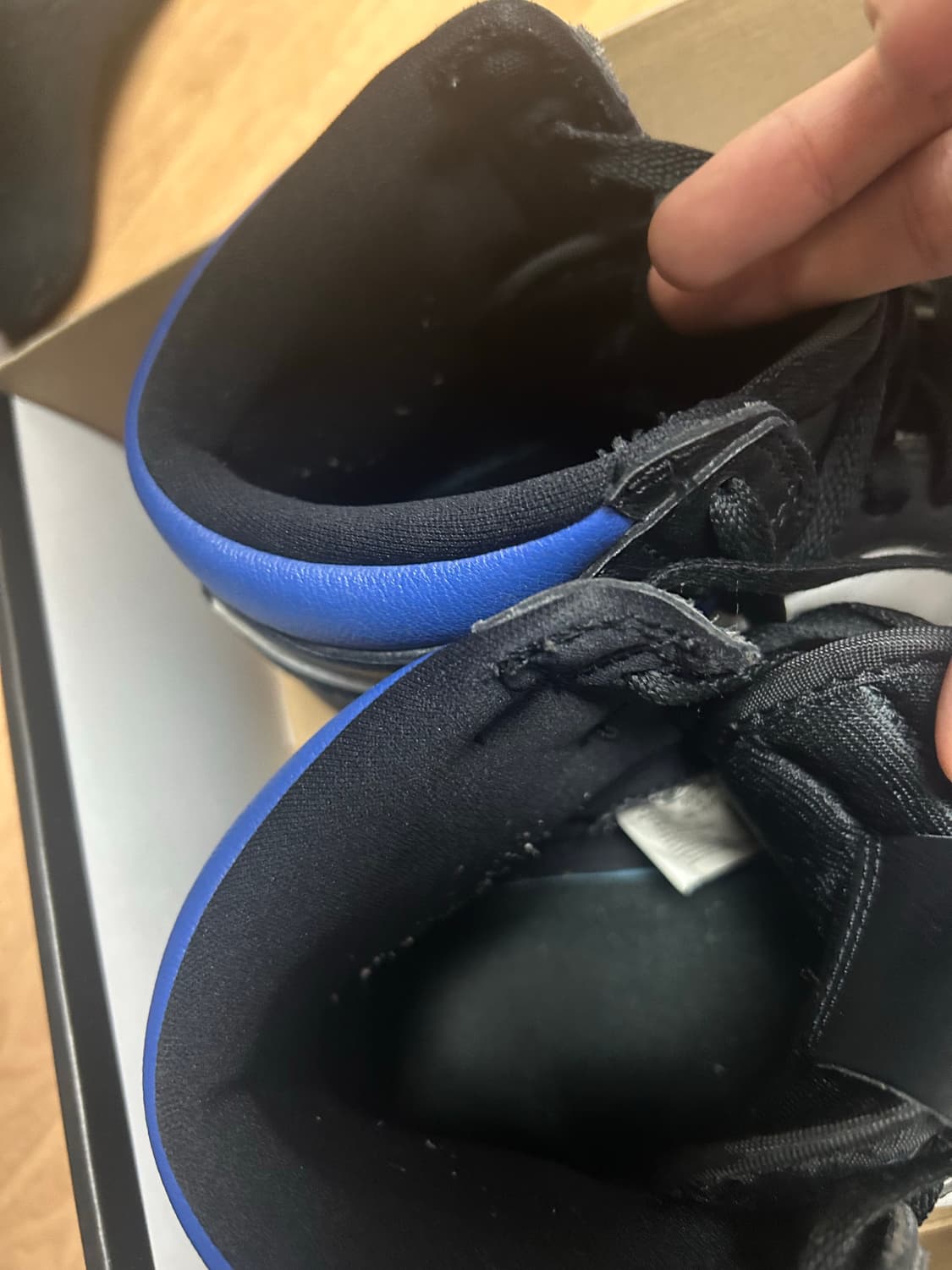 조던1 레트로 하이 로얄토 270 상품이미지7