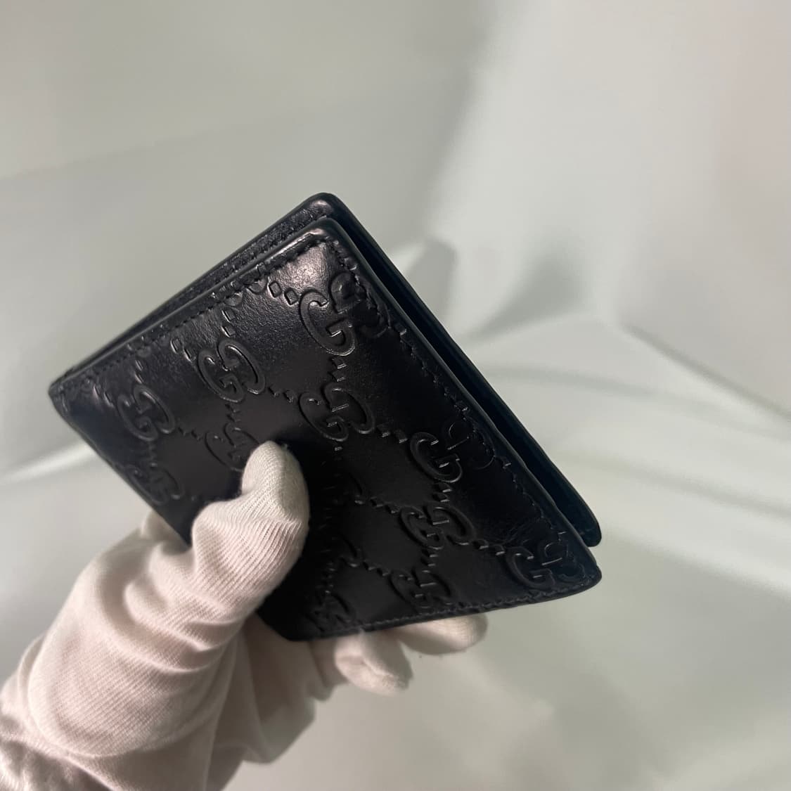구찌 GG 엠보 반지갑 상품이미지3