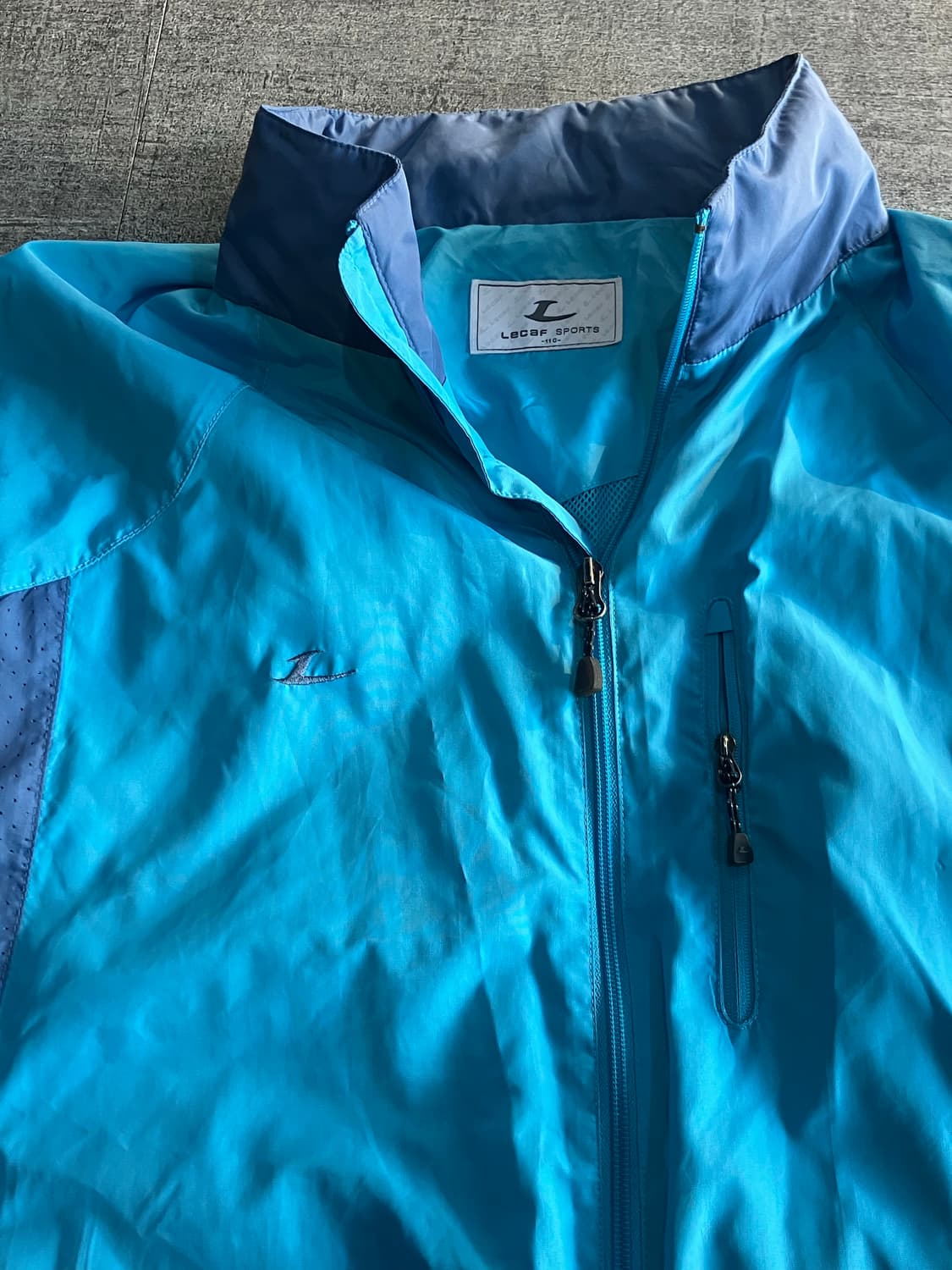 Lecaf 르까프 올드스쿨스트릿 가슴로고 바람막이자켓 상품이미지2