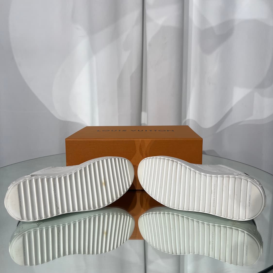 [정품] 루이비통 모노그램 타임아웃 스니커즈 34사이즈 상품이미지5