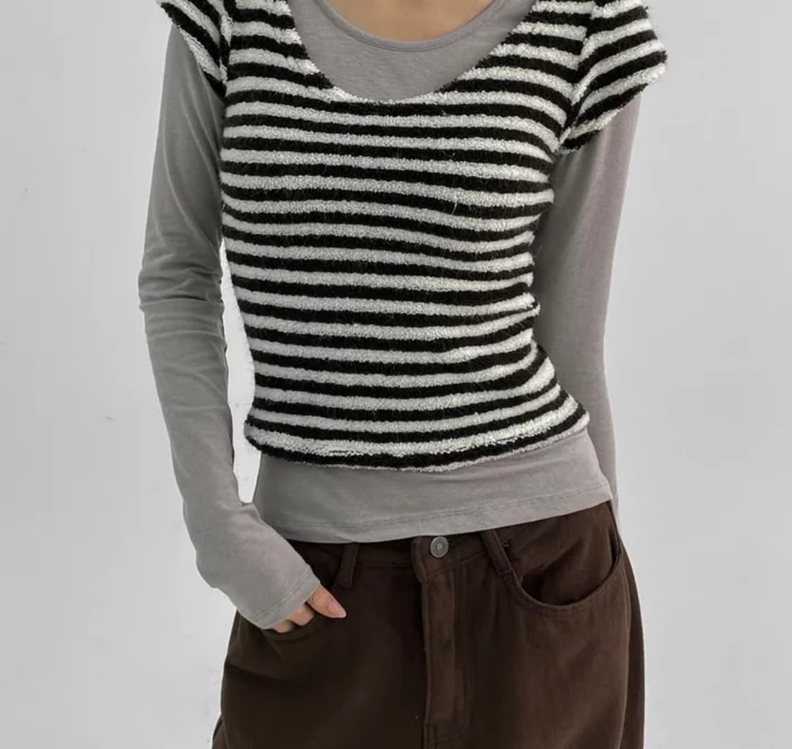블랙업 스트라이프 니트 반팔 상품이미지2