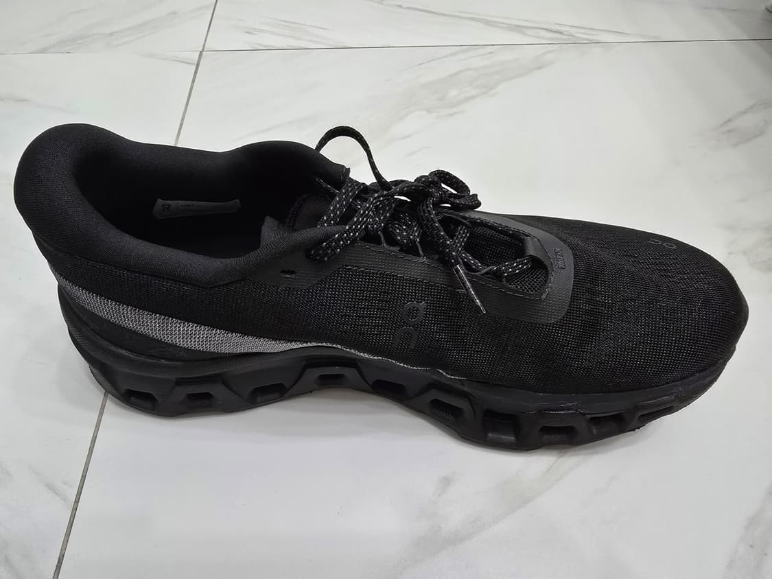 온러닝 클라우드몬스터2 275 상품이미지3