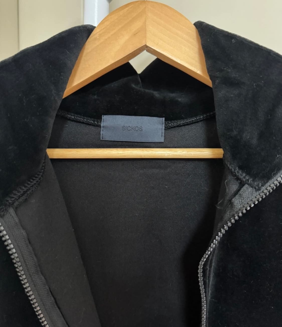 무신사브랜드 SICKOS 벨벳 블랙집업 상품이미지9