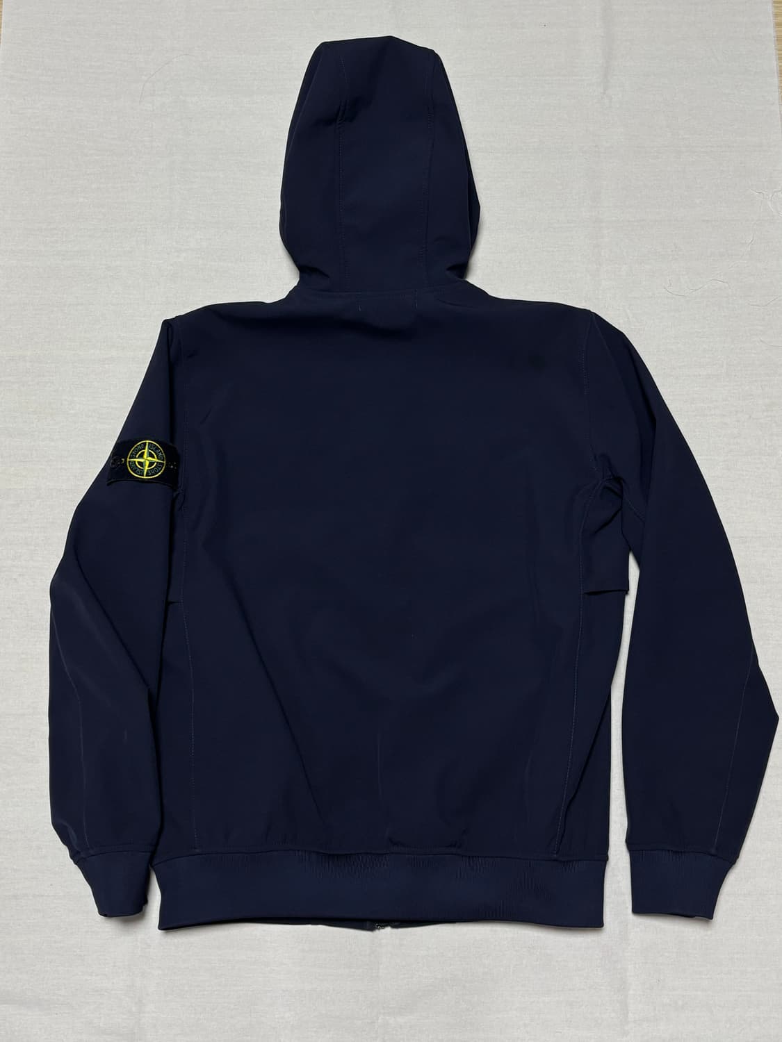 [22ss] 스톤아일랜드 소프트쉘 자켓 [M] 상품이미지4