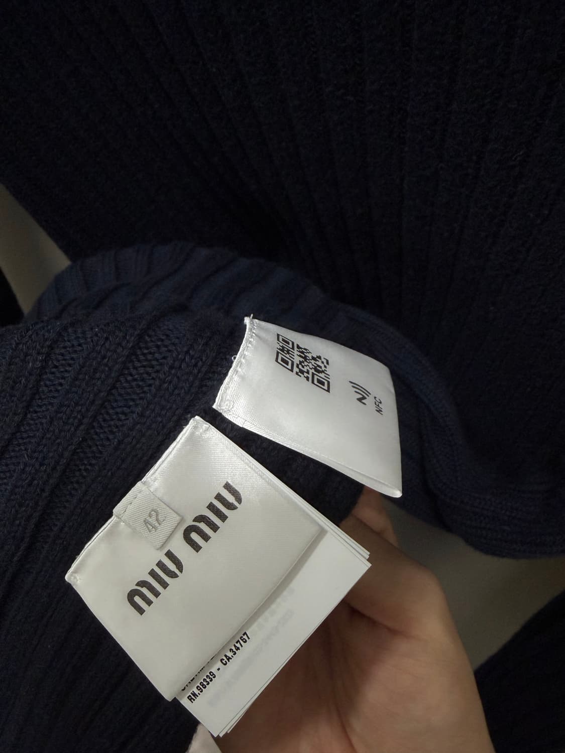 미우미우 코튼 지퍼 니트 상품이미지6