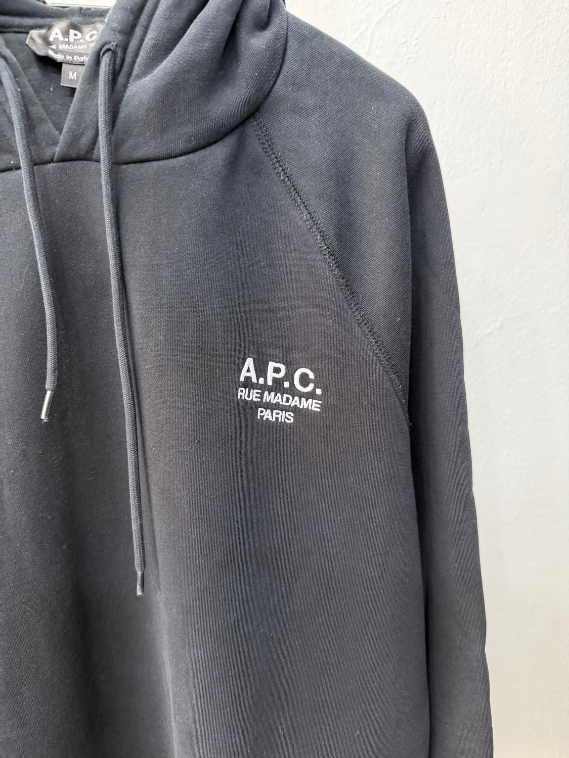 매장판정품) APC 아페쎄 23ss 여성 오버핏 후드티 M  상품이미지4