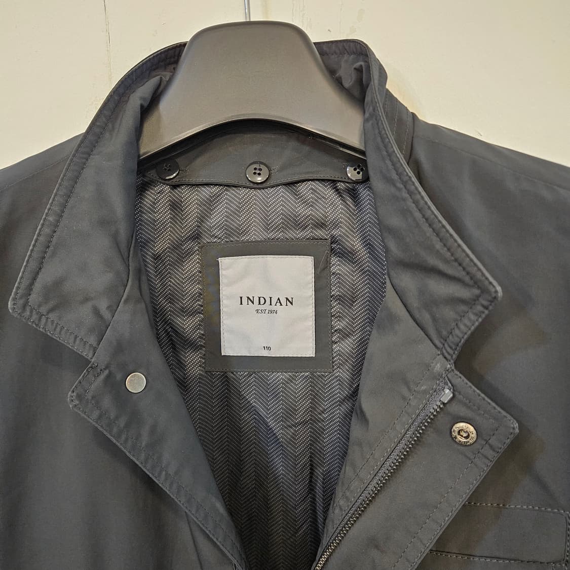 110(2XL)/실측100(L)인디안 남성 블랙 스탠드 칼라 자켓 상품이미지3