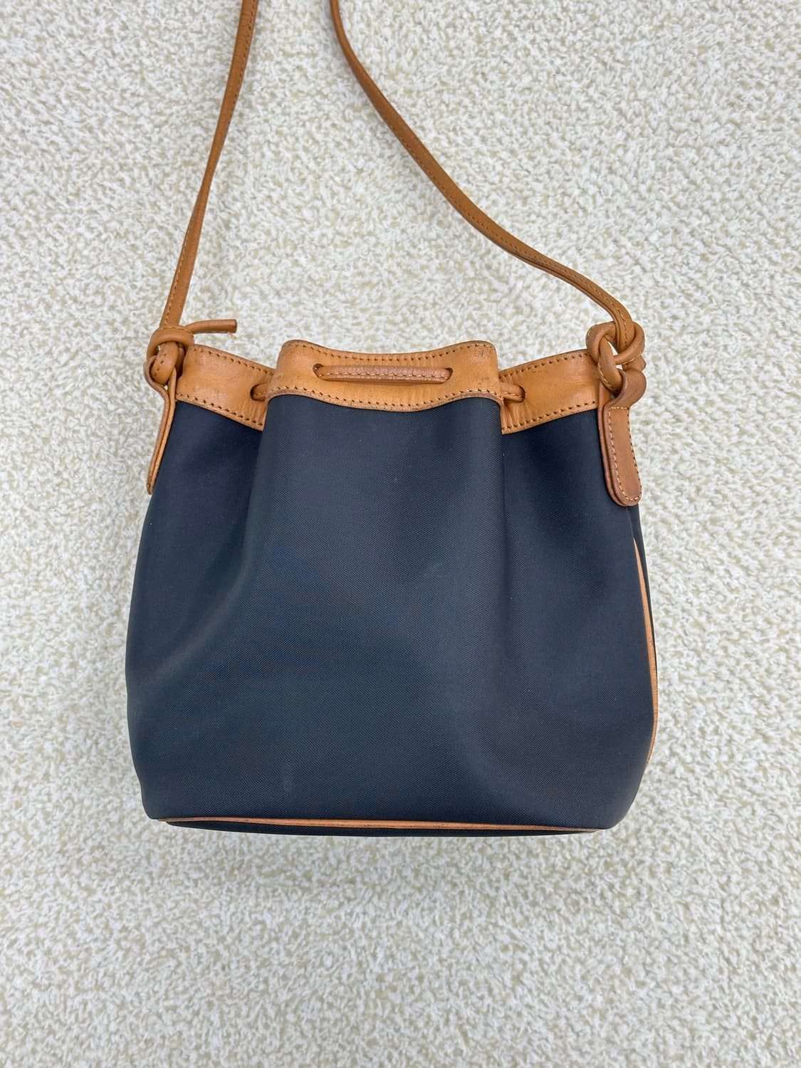 꾸레쥬 크로스백 상품이미지4