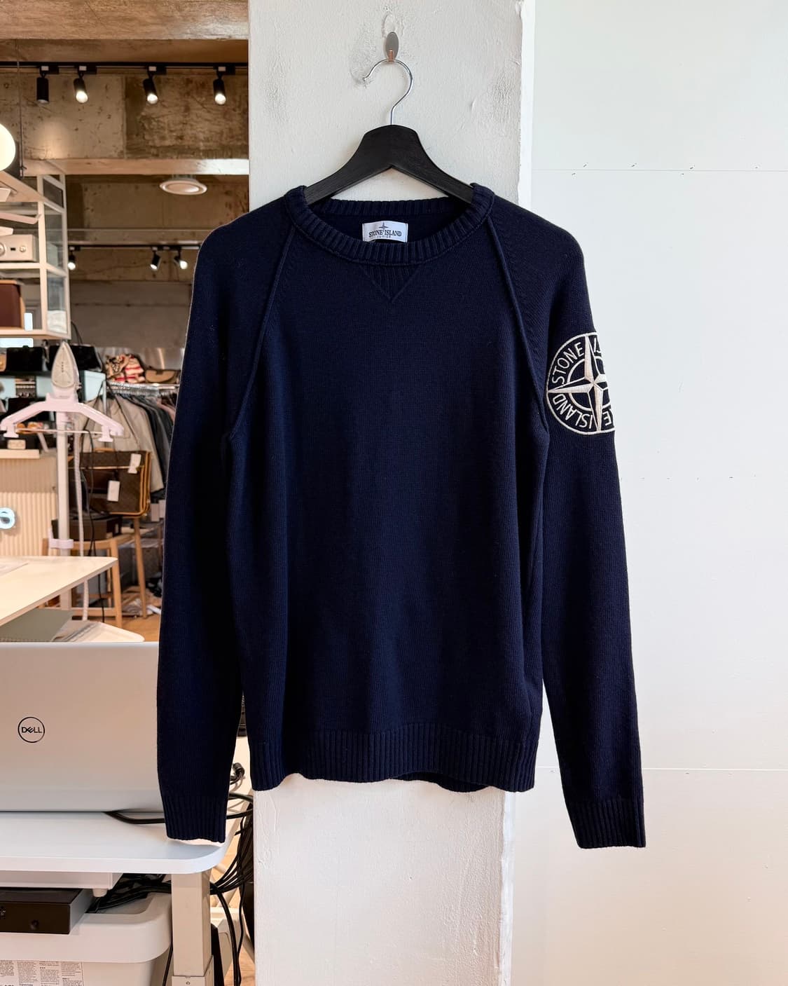 스톤아일랜드 주니어 네이비 로고자수 니트 상품이미지2