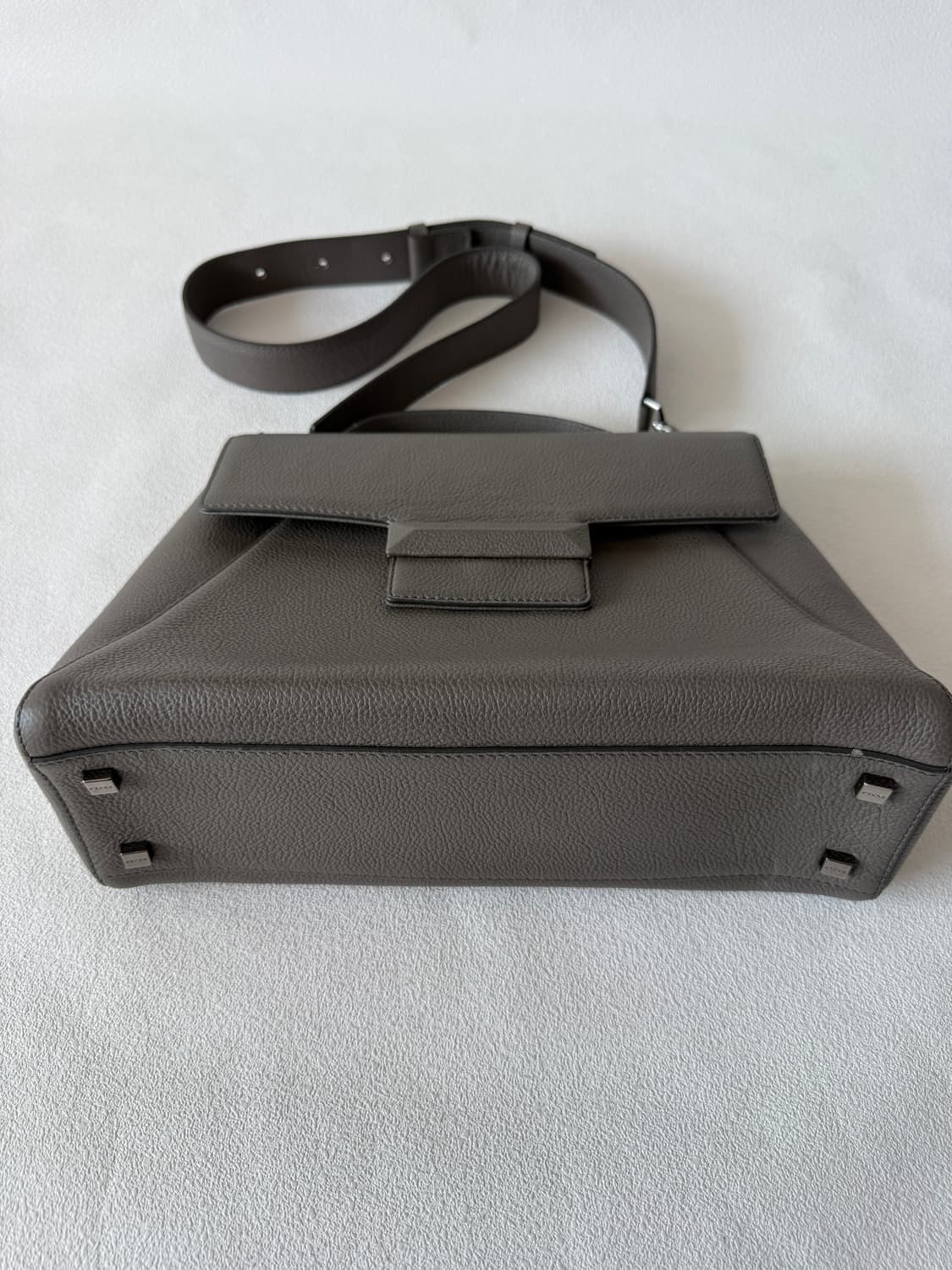 데케(DECKE) 레더 토트 숄더백 상품이미지3