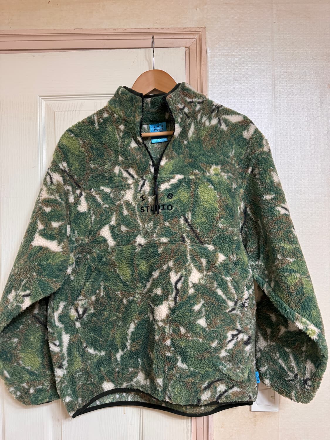 아이앱 스튜디오 x 헬리녹스 자카드 하프 집업 북한산(L) 상품이미지1