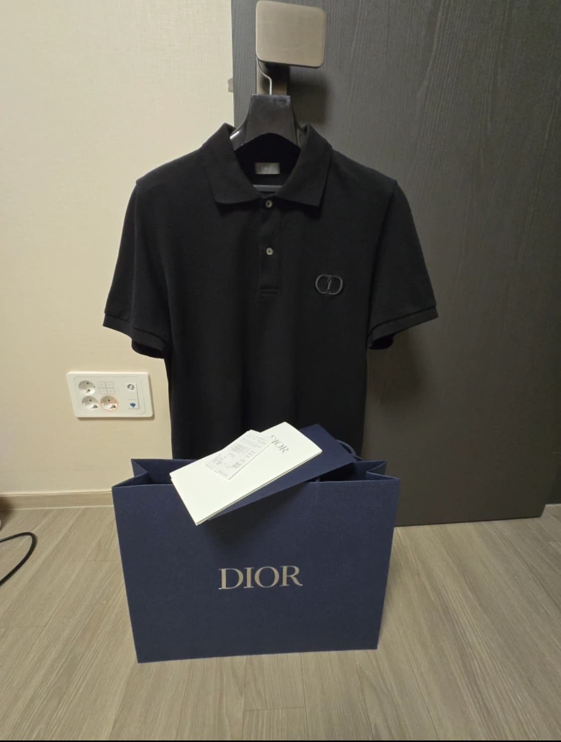 디올 아이콘 카라티 라지 상품이미지1