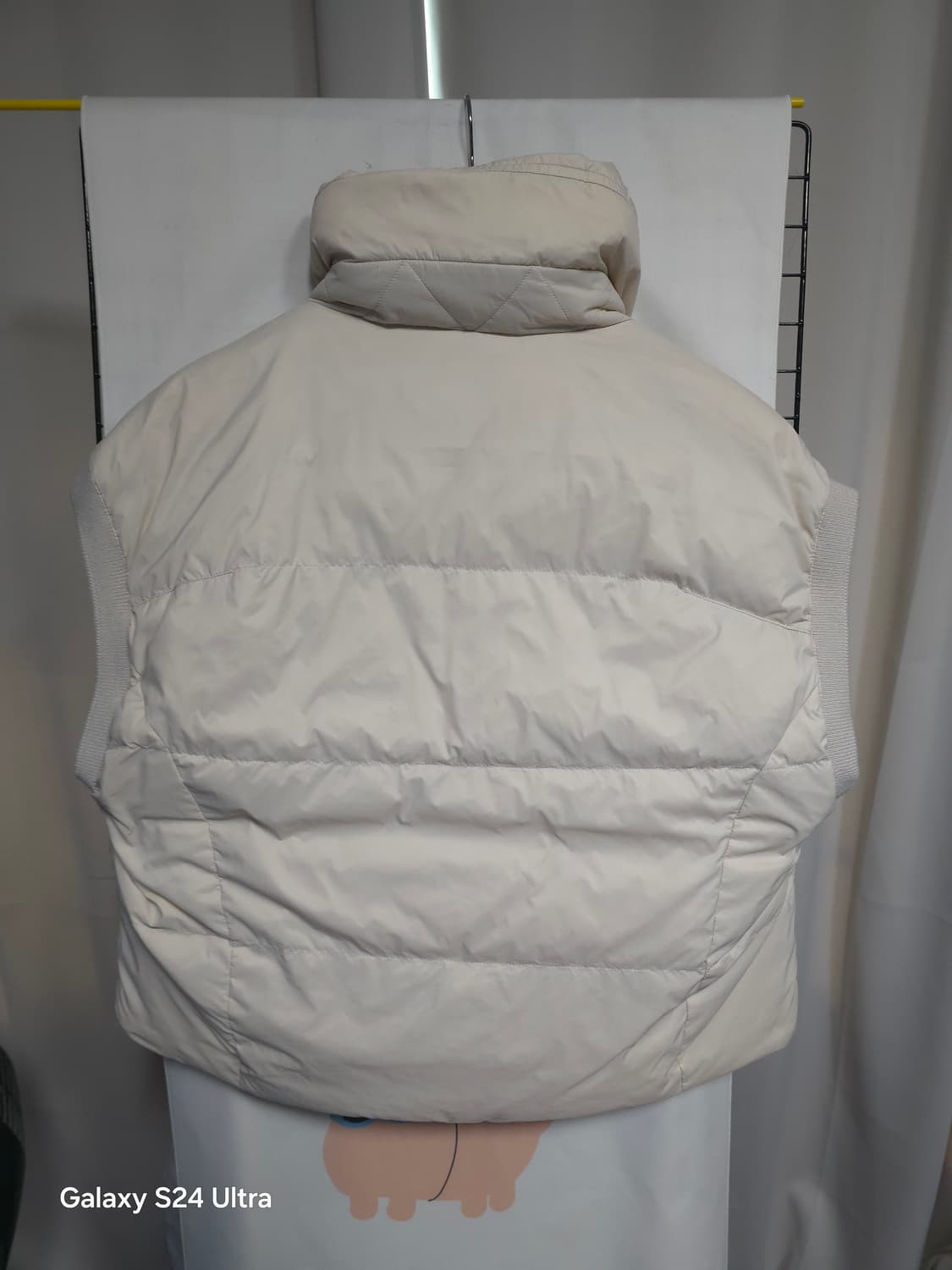 셀럽샵 하이넥 패딩 조끼 88 ✨️정품✨️
 상품이미지2