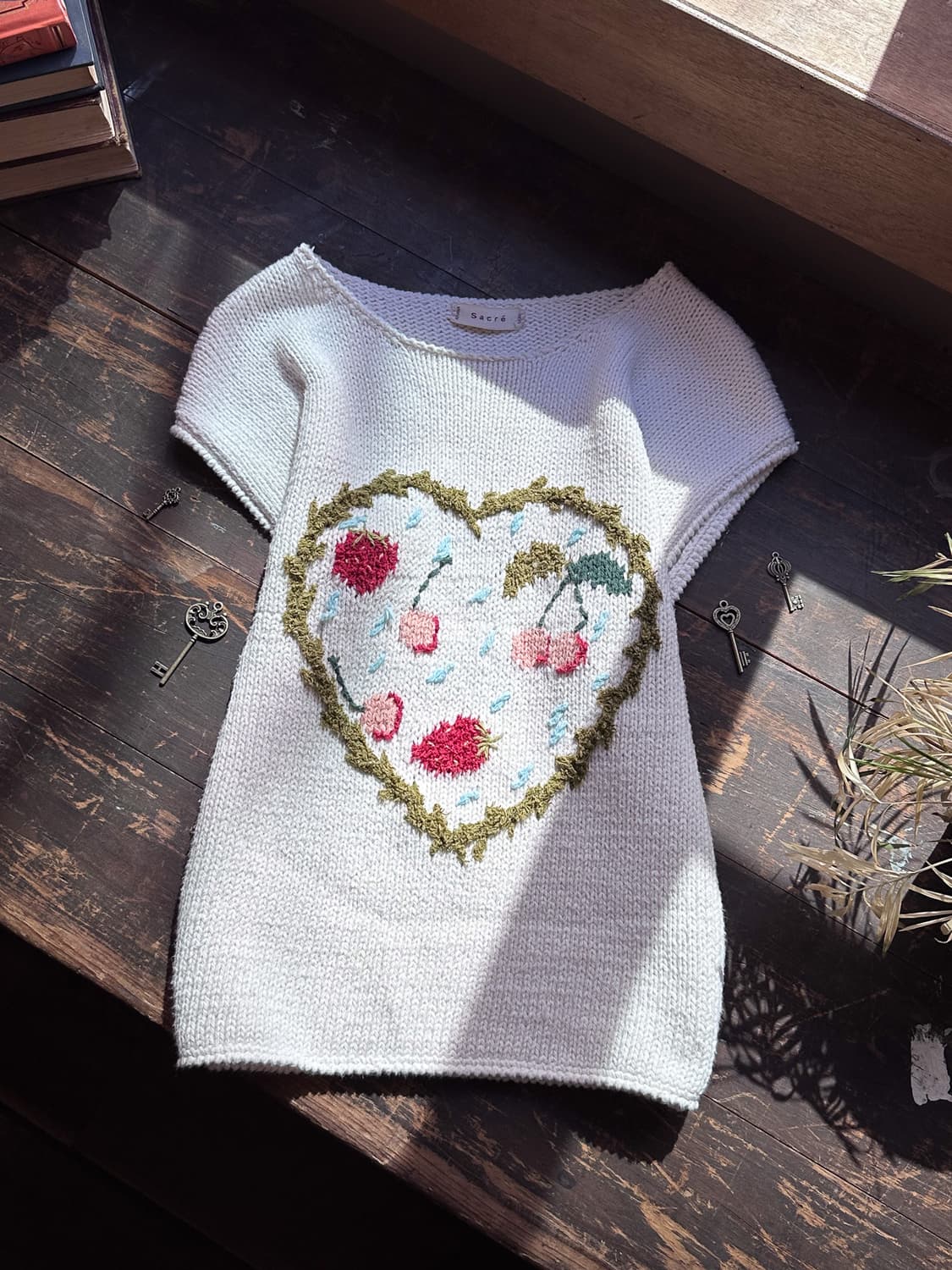 Strawberry Embroidered Knit Vest 0080 상품이미지3